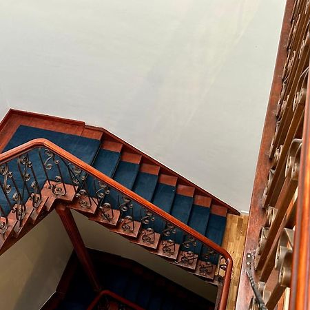 אנטוורפן Stay In Artist'S Gallery מראה חיצוני תמונה
